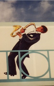 sax player vet's hosp mural